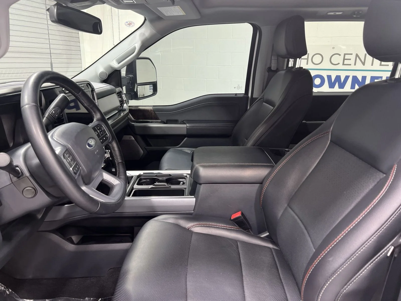 2024 Ford F-250 Super Duty Lariat - Photo 11