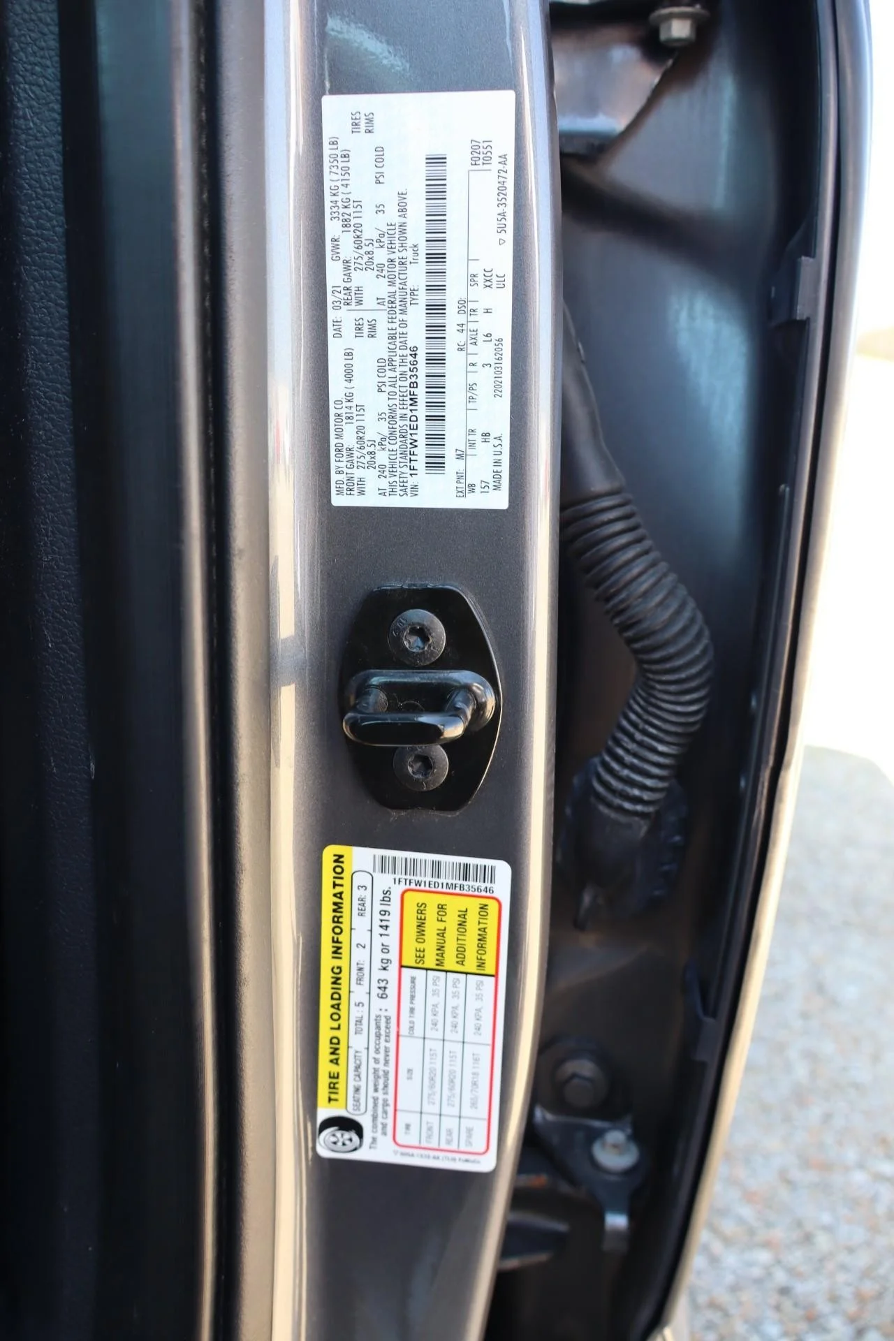 Used 2021 CARBONIZED GRAY Ford Lariat image 29