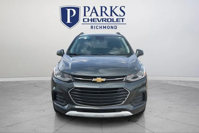 Used 2018 Gray Chevrolet LT image 2