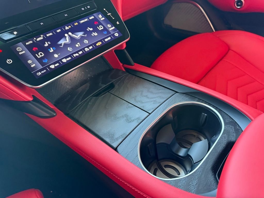 New 2026 Bianco Astro Maserati  image 22