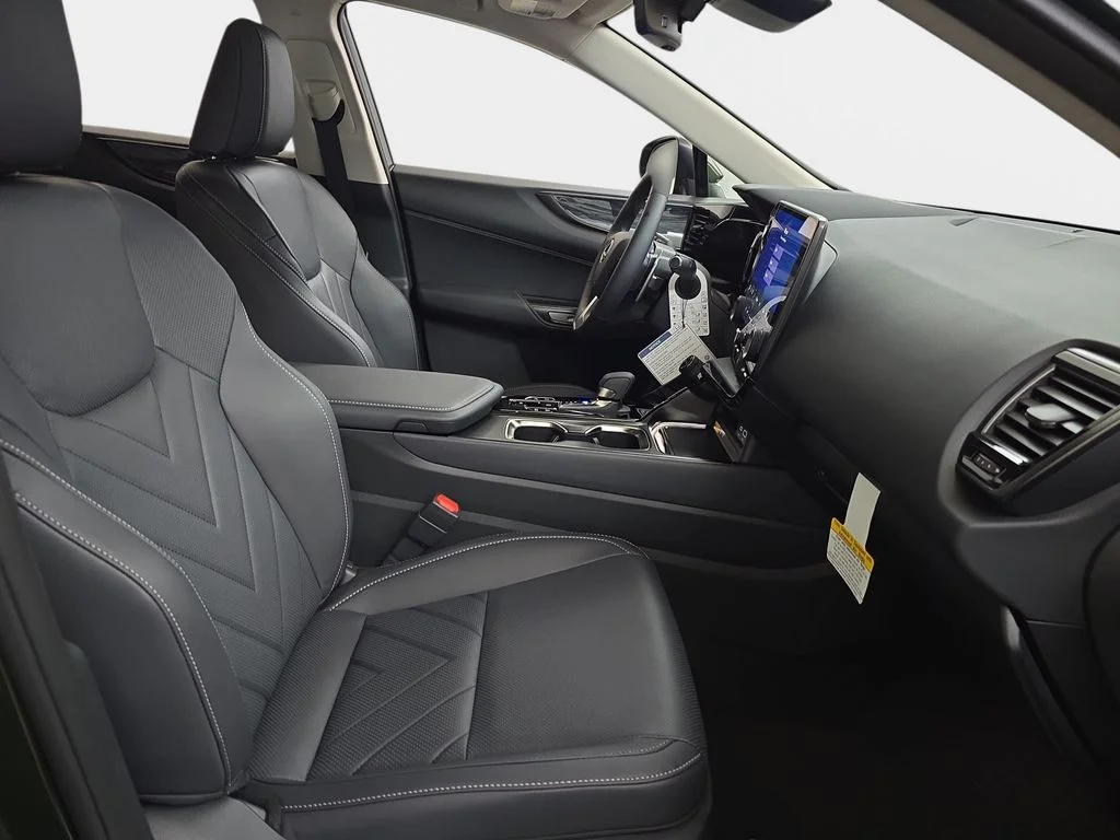 New 2026 Nori Green Pearl Lexus PREMIUM PLUS AWD image 9