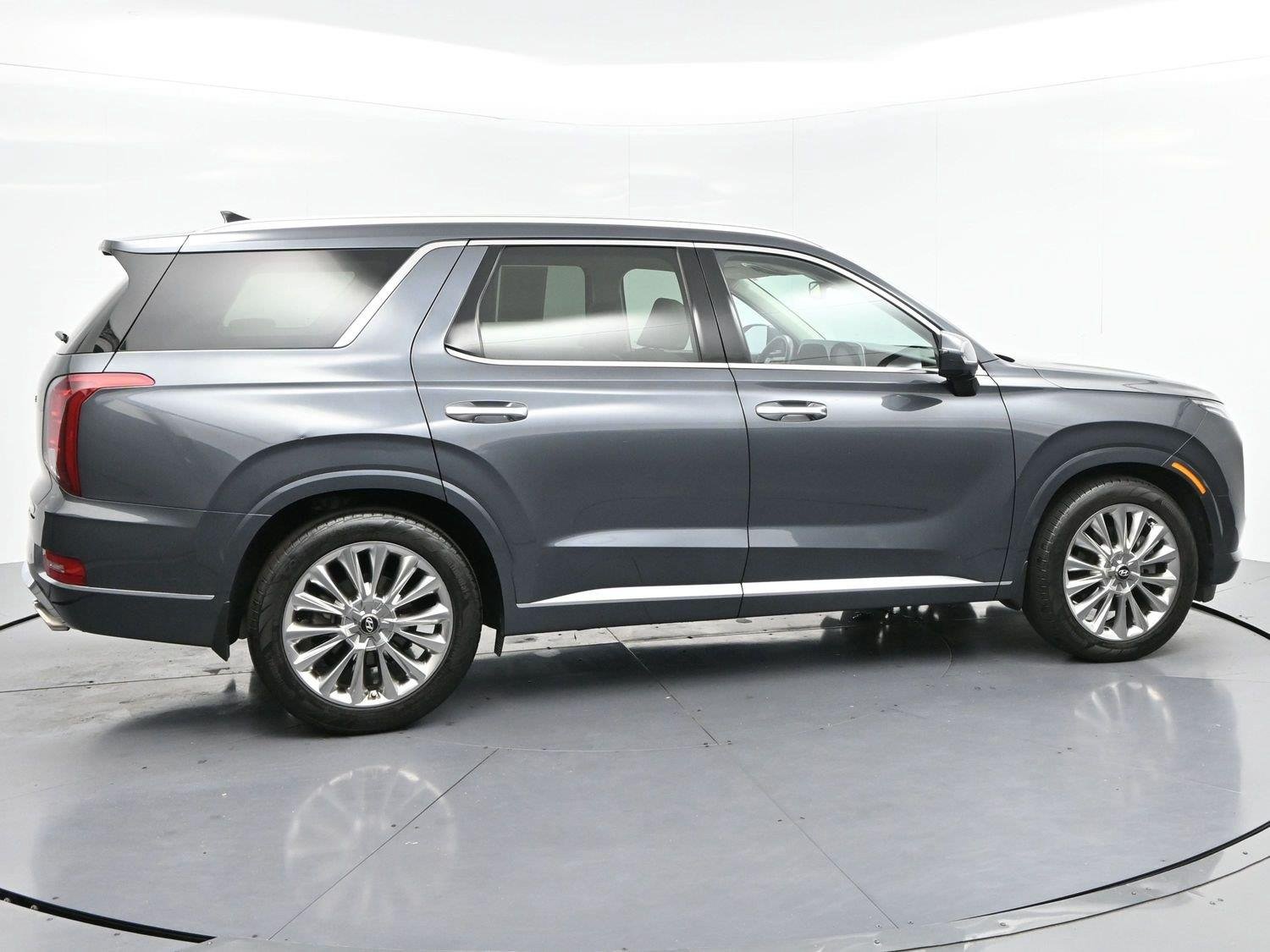 Used 2020 Steel Graphite Hyundai Limited image 8