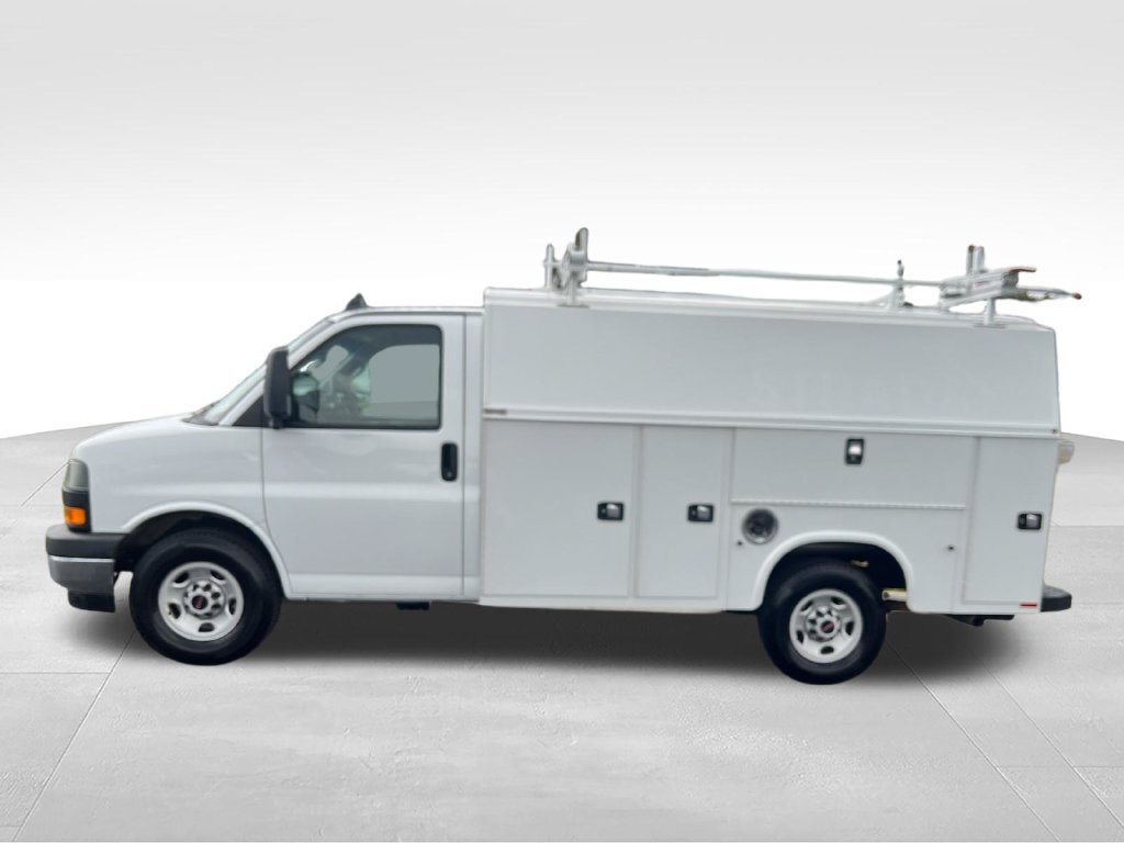 Used 2023 White GMC Work Van image 2