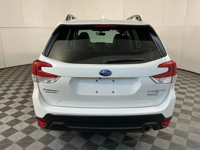Used 2023 White Subaru Premium image 7