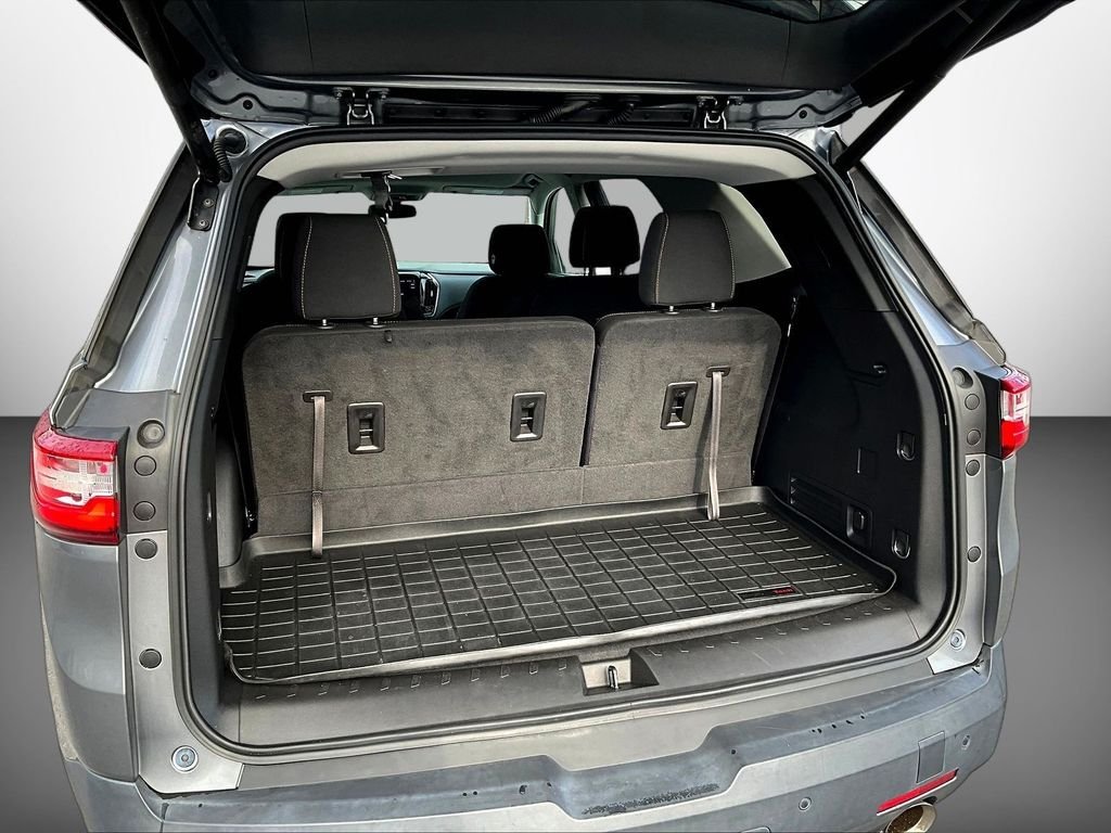 Used 2020 Gray Chevrolet LT image 7