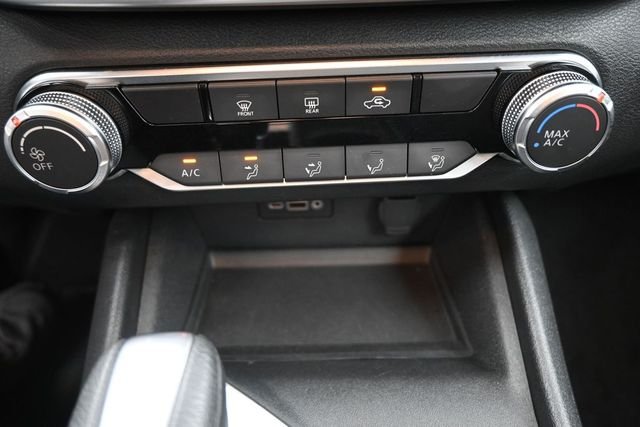 Used 2025 Black Nissan 2.5 SV image 31