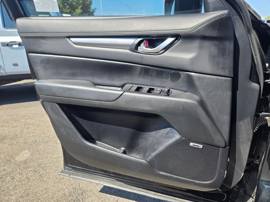 Used 2020 Jet Black Mazda Touring image 17