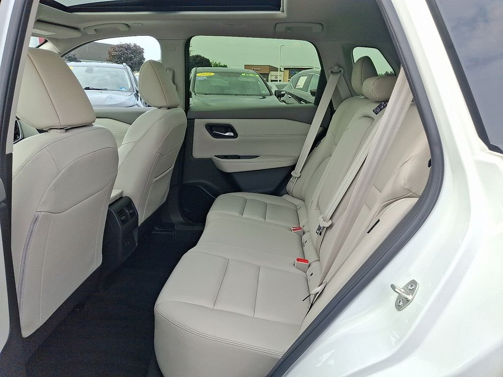 Certified Used 2023 White Nissan SL image 10