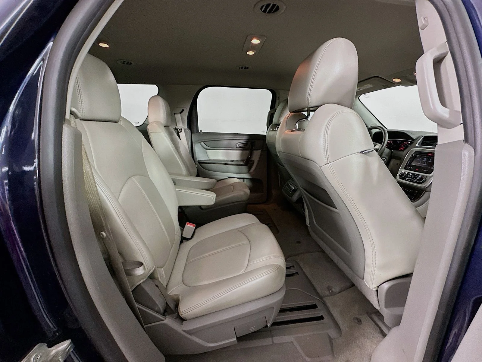 Used 2015 Dark Sapphire Blue Metallic GMC SLT-1 image 28