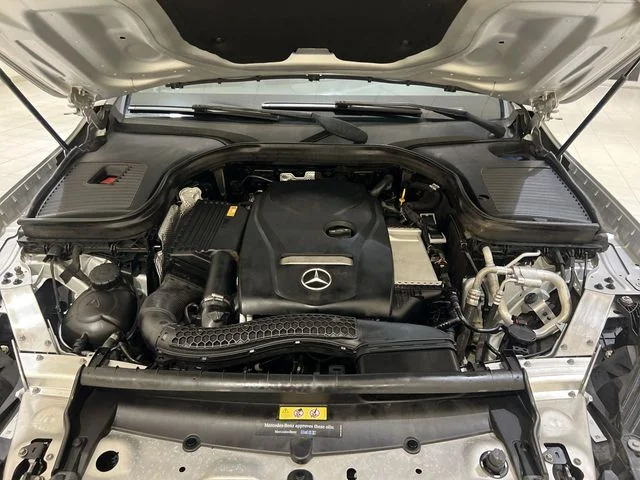 Used 2018 Iridium Silver Metallic Mercedes-Benz GLC 300 image 24