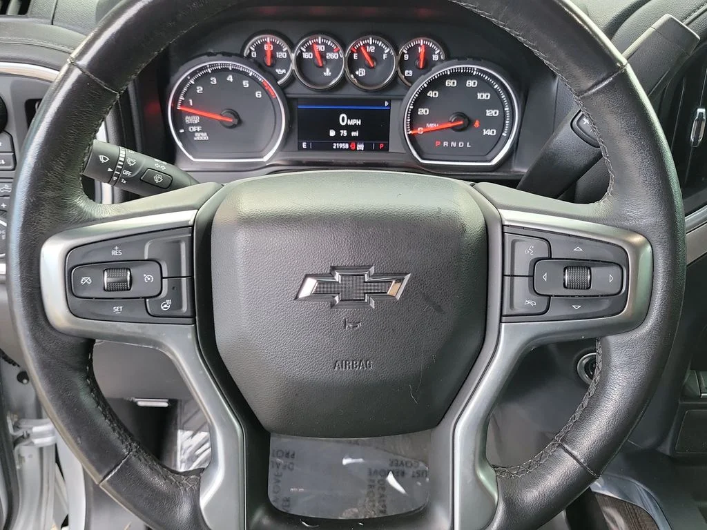 Used 2019 Silver Chevrolet RST image 26