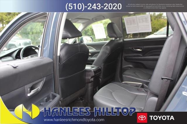 Certified Used 2025 STORM CLOUD Toyota  image 16
