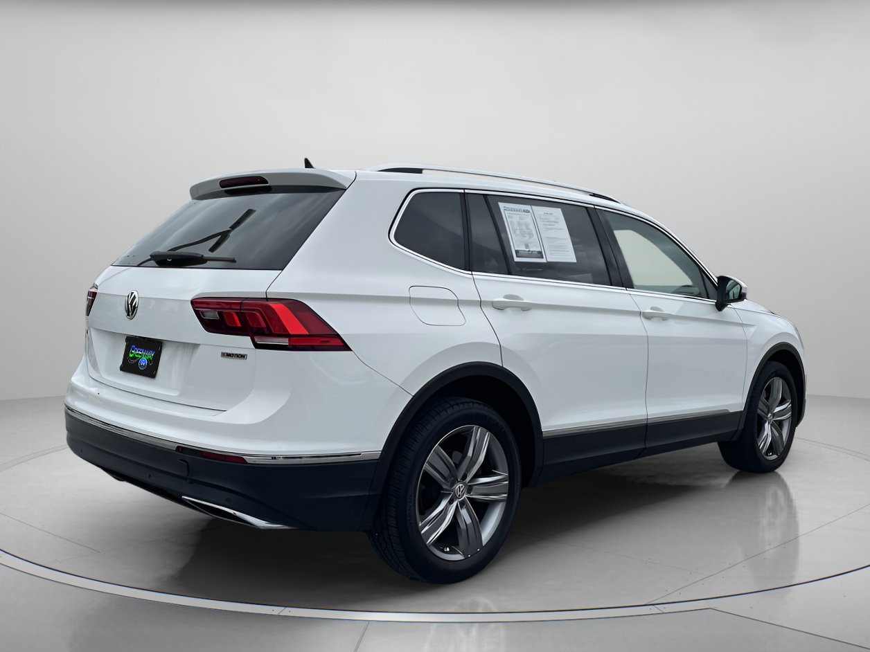 Used 2019 Pure White Volkswagen SEL Premium image 3
