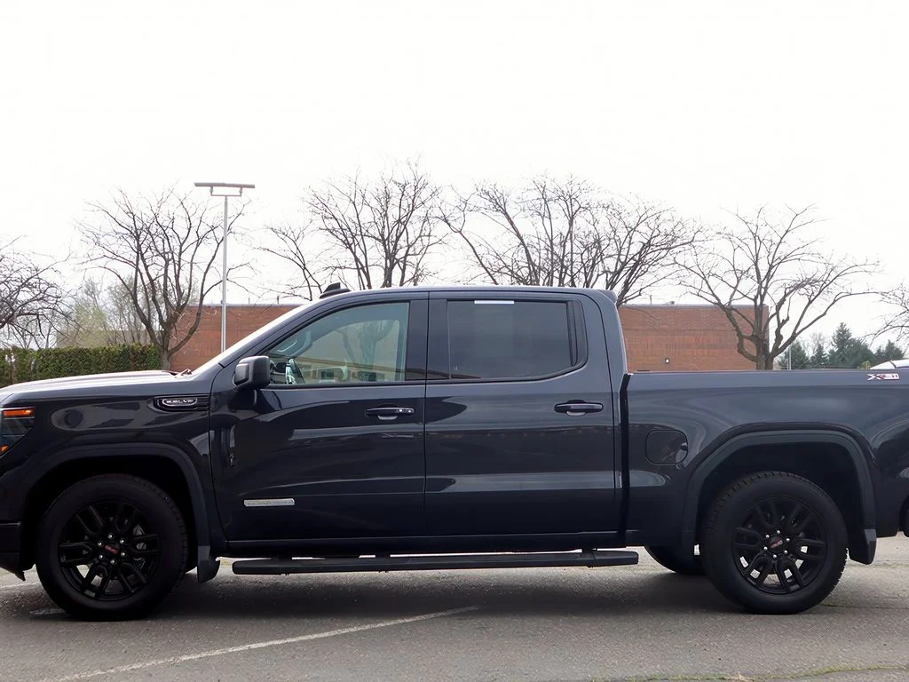 Used 2024 Titanium Rush Metallic GMC Elevation image 5
