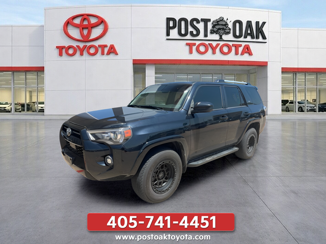 Used 2021 Black Toyota SR5 image 3