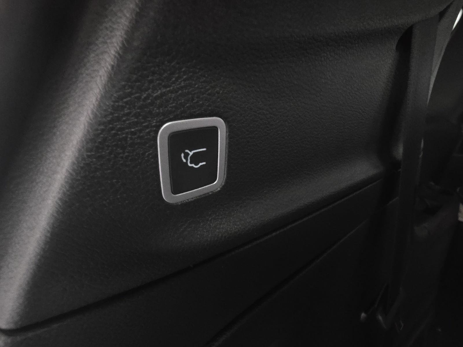 2026 Chrysler Pacifica Select - Photo 46