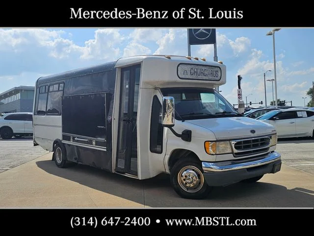 2000 Ford E-450SD Standard
