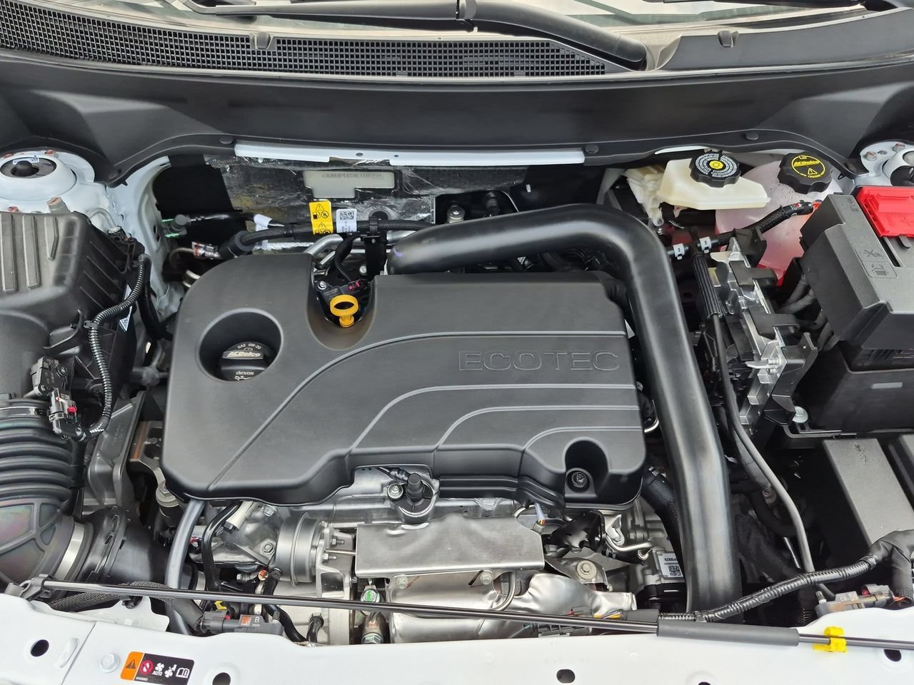2027 Chevrolet Equinox LT - Photo 30
