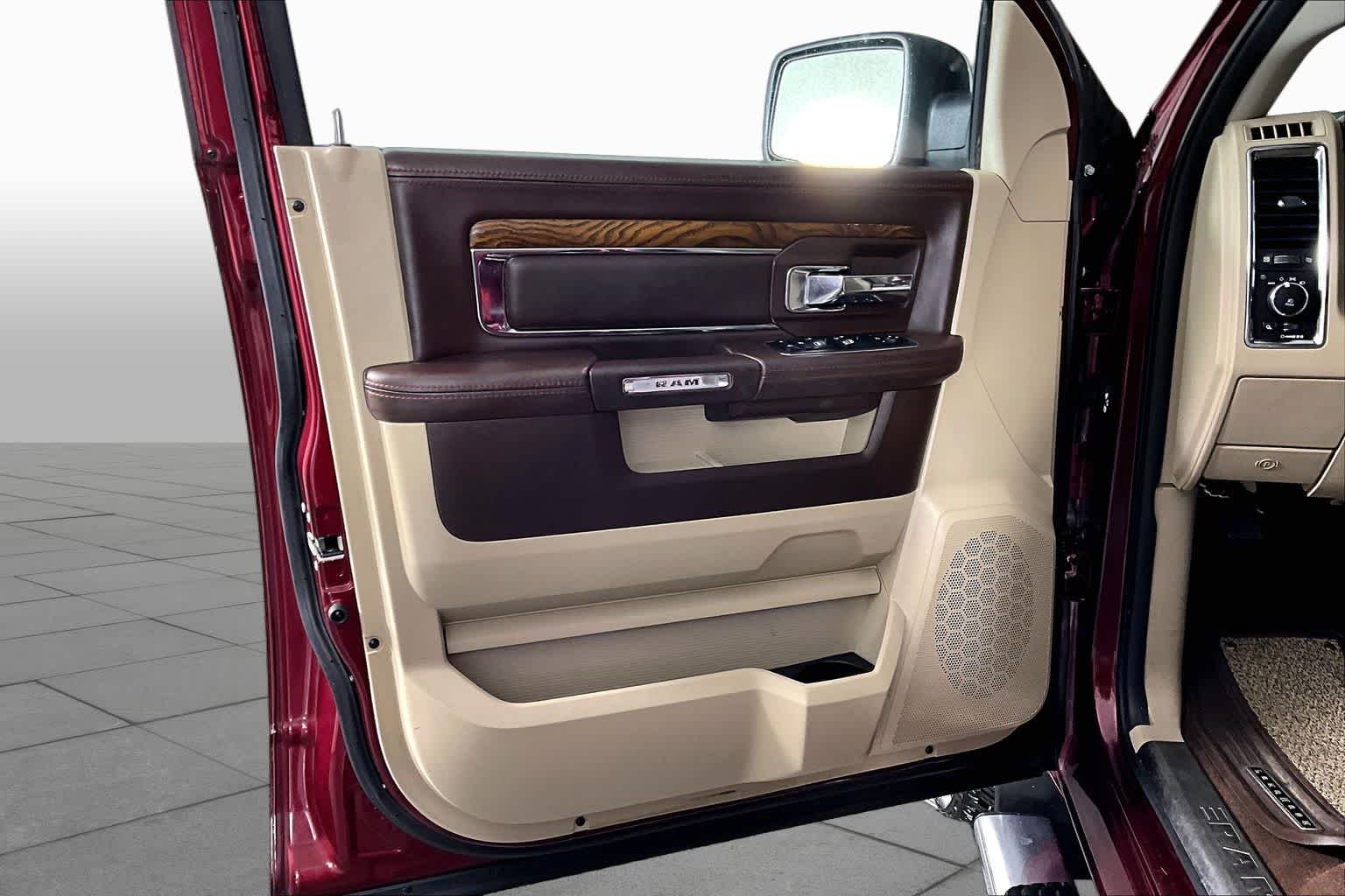 Used 2018 Delmonico Red Pearlcoat Ram Longhorn image 21