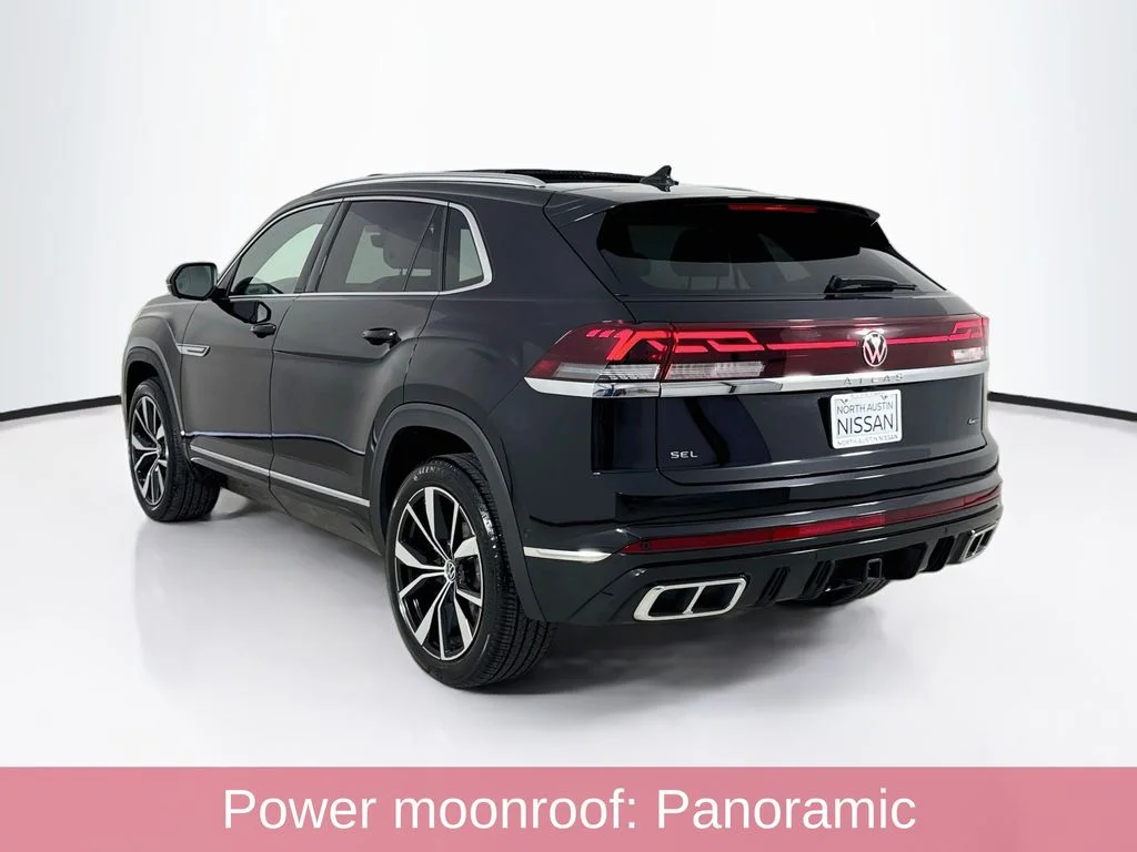 Used 2024 Black Volkswagen 2.0T SEL Premium R-Line image 5