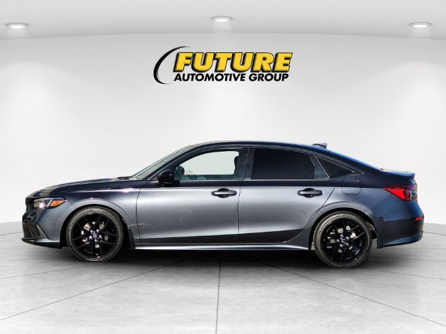 Used 2024  Honda Sport image 6