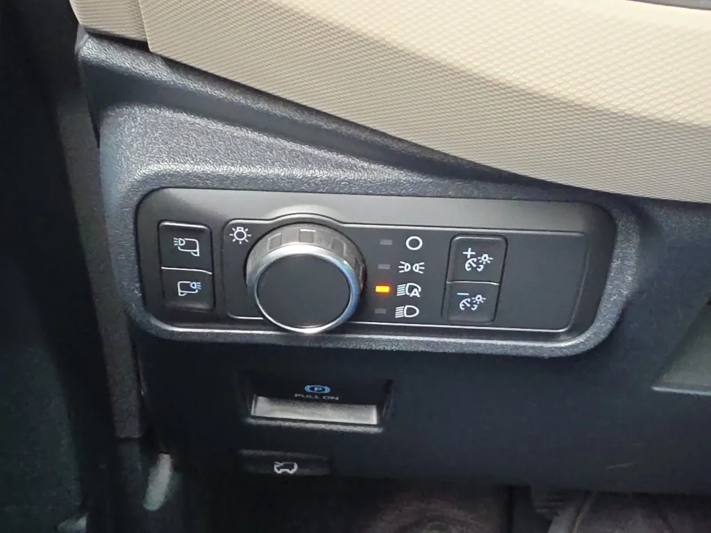 Used 2022 Area 51 Ford Wildtrak image 22