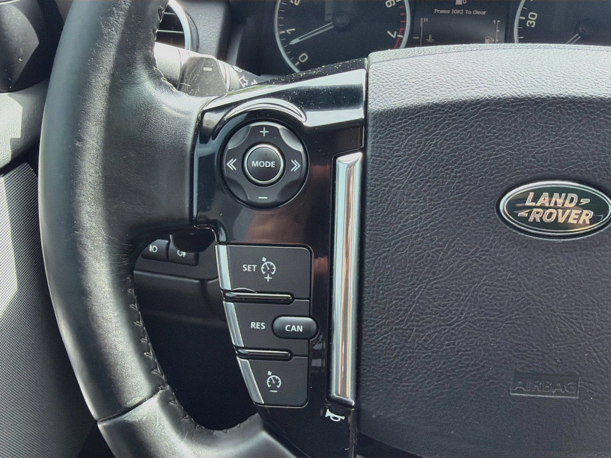 Used 2016 Gray Land Rover HSE image 36