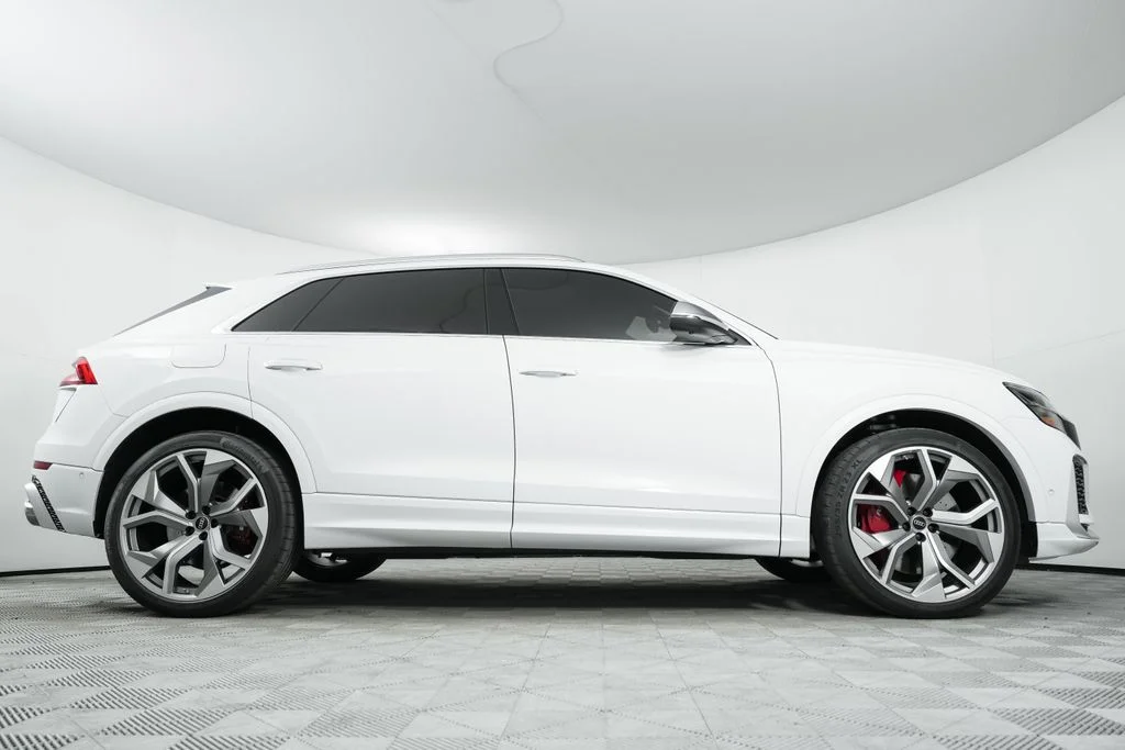Used 2024 White Audi 4.0T image 106