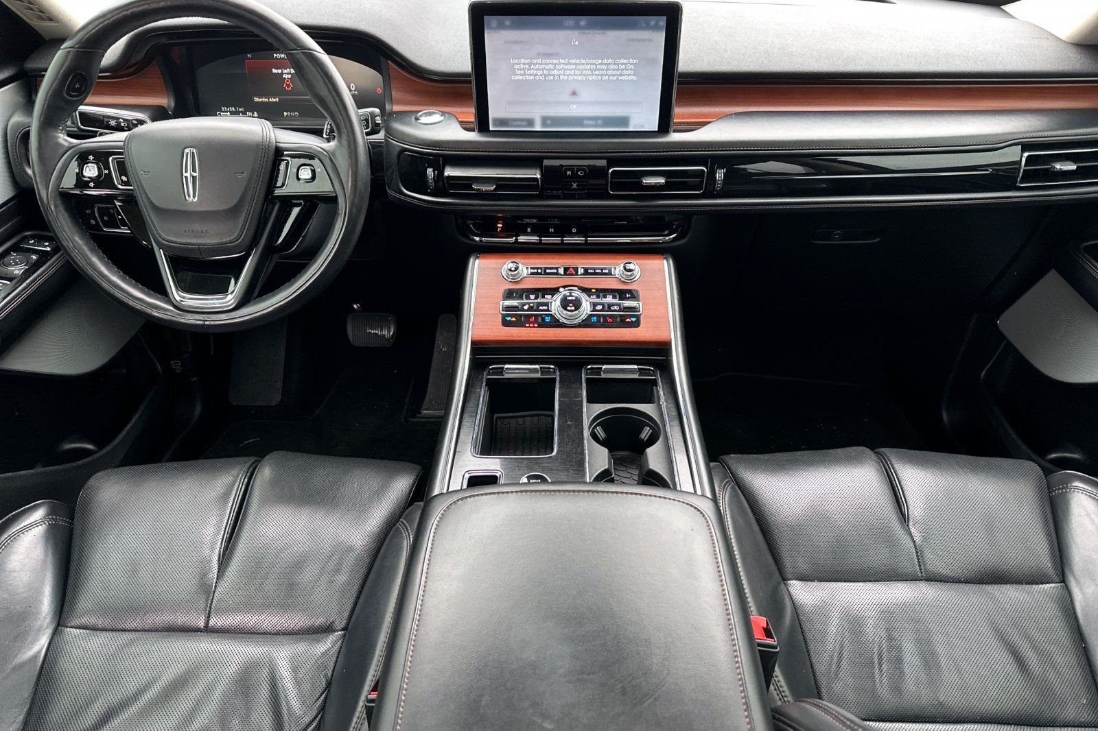 Used 2020 White Lincoln Grand Touring image 12