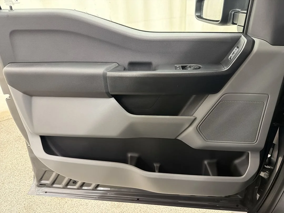 New 2027 Carbonized Gray Metallic Ford F-250® XL image 17