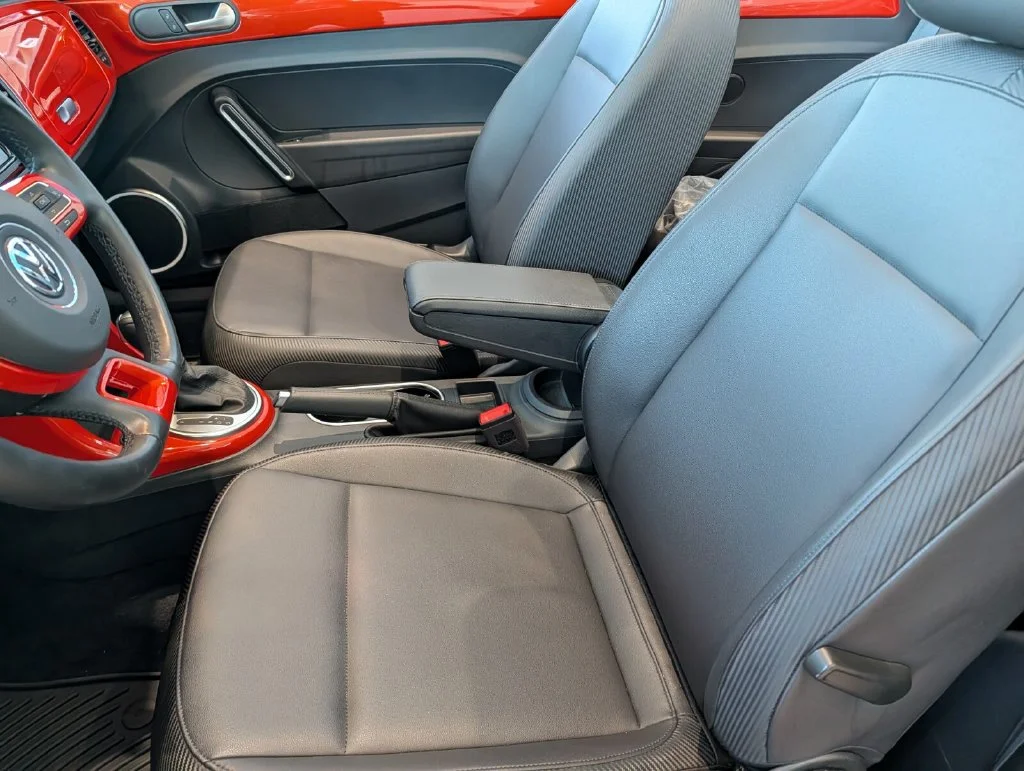 Used 2019 Orange Volkswagen 2.0T SE image 14