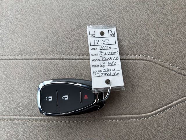 Used 2023 Sterling Gray Metallic Chevrolet 1FL image 33