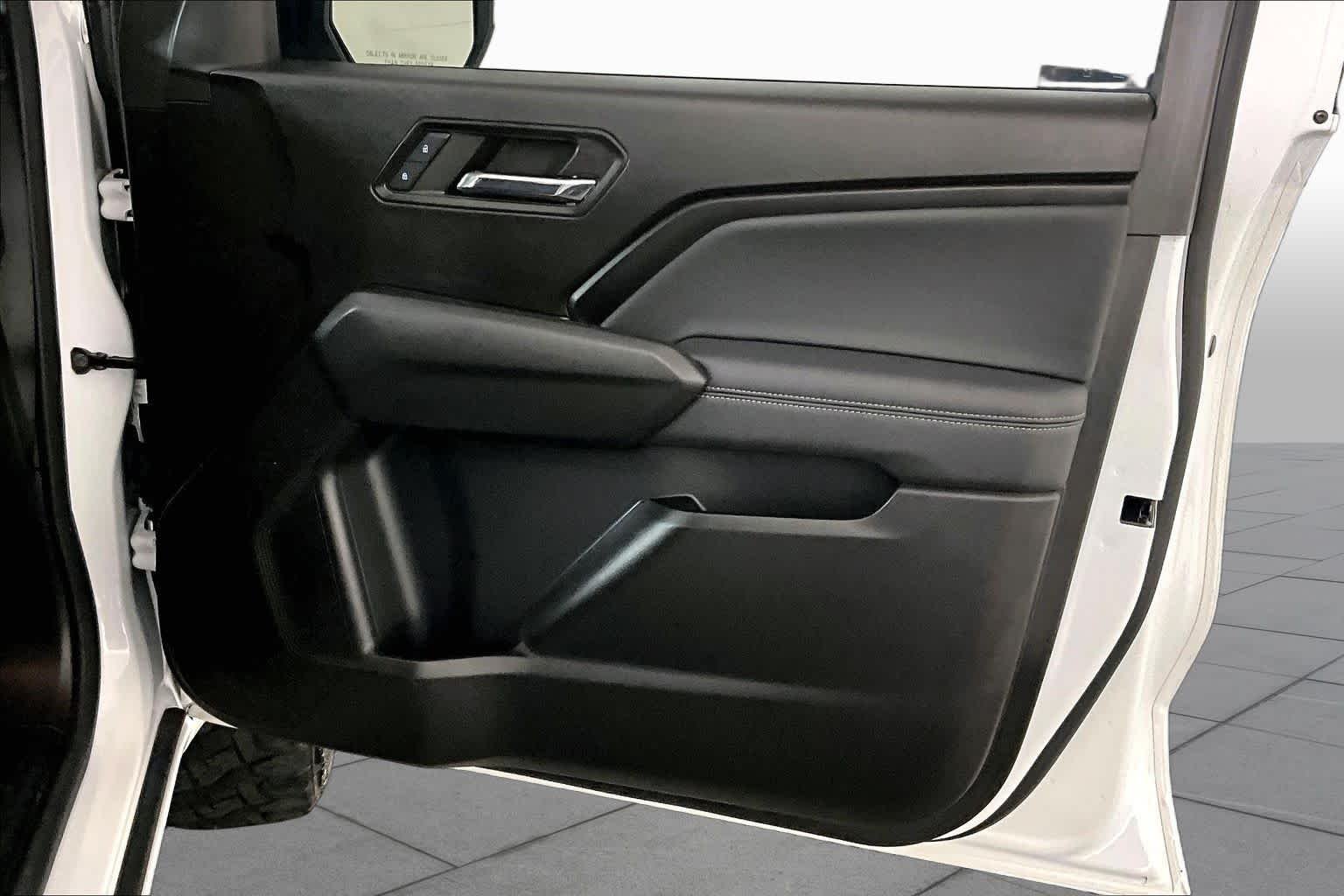 Used 2024 Summit White GMC 2WD Elevation image 36