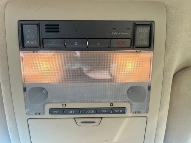 Used 2010 Deep Sea Mica Lexus L image 18