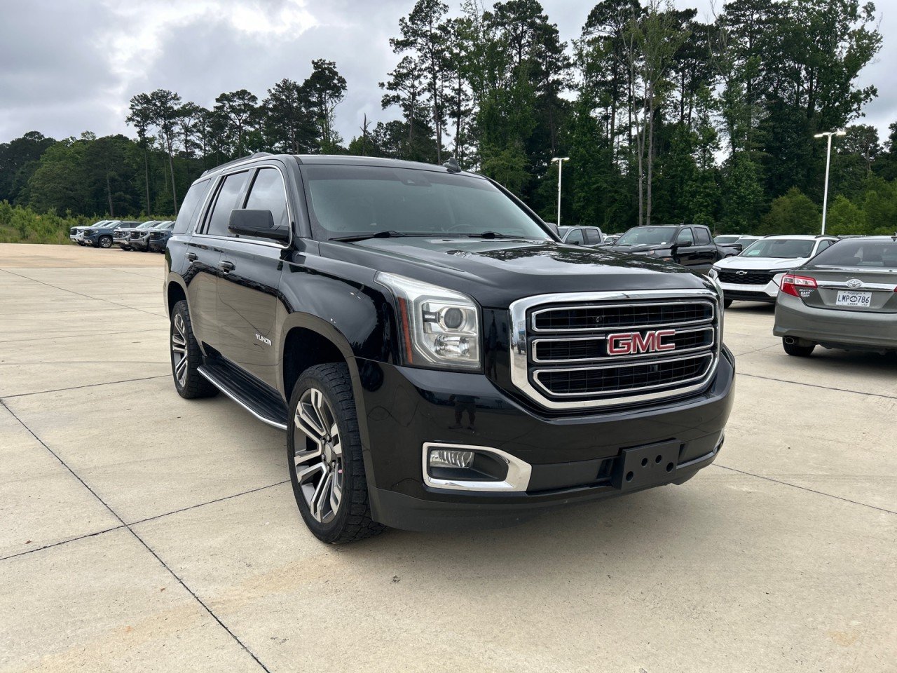 Used 2018 ONYX BLACK GMC SLT image 2