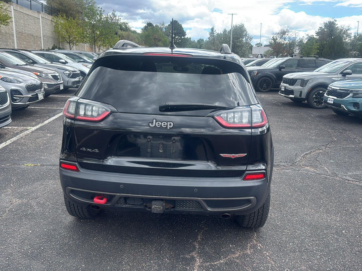 Used 2019 Diamond Black Crystal Pearlcoat Jeep Trailhawk image 6