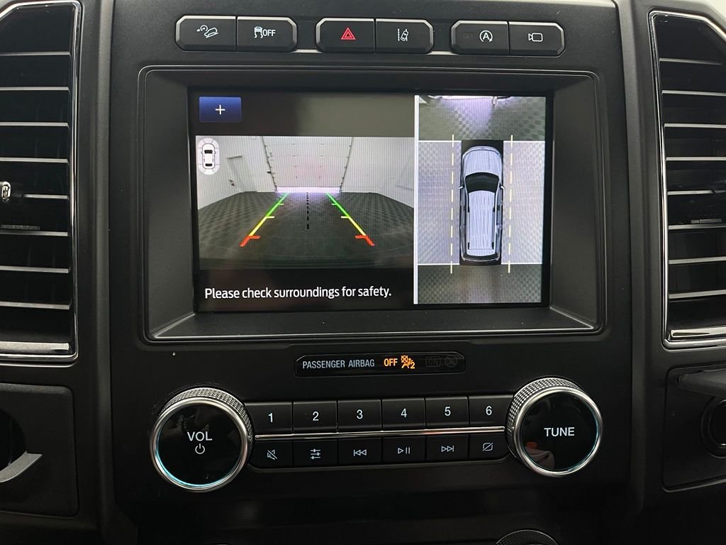 Used 2020 Black Ford Limited image 4