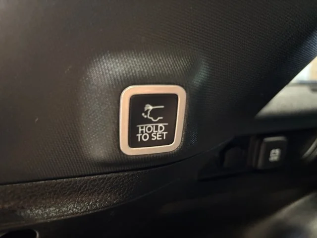 Used 2023 White Jeep Altitude X image 20