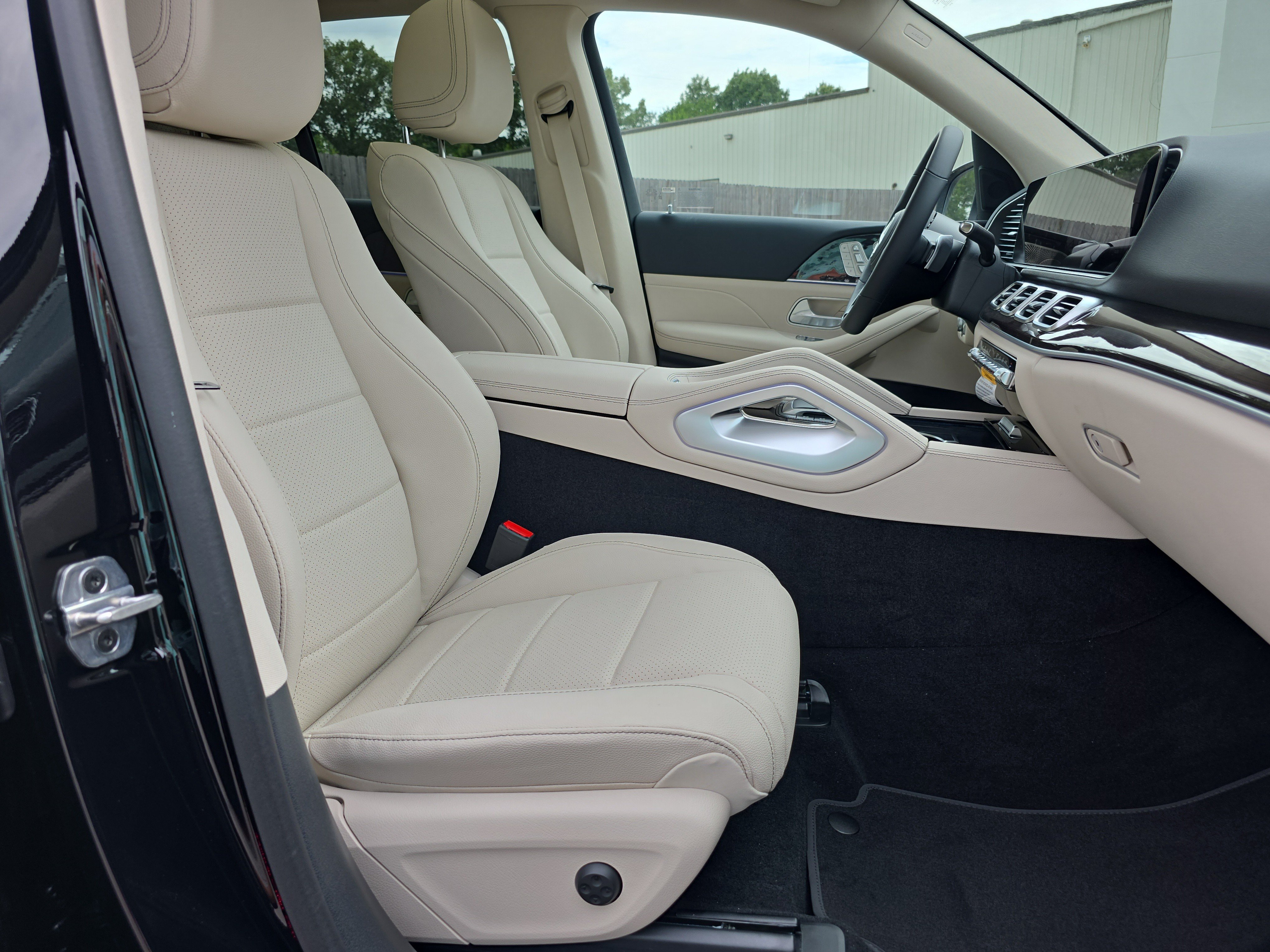 New 2026 Black Mercedes-Benz GLE 350 image 42