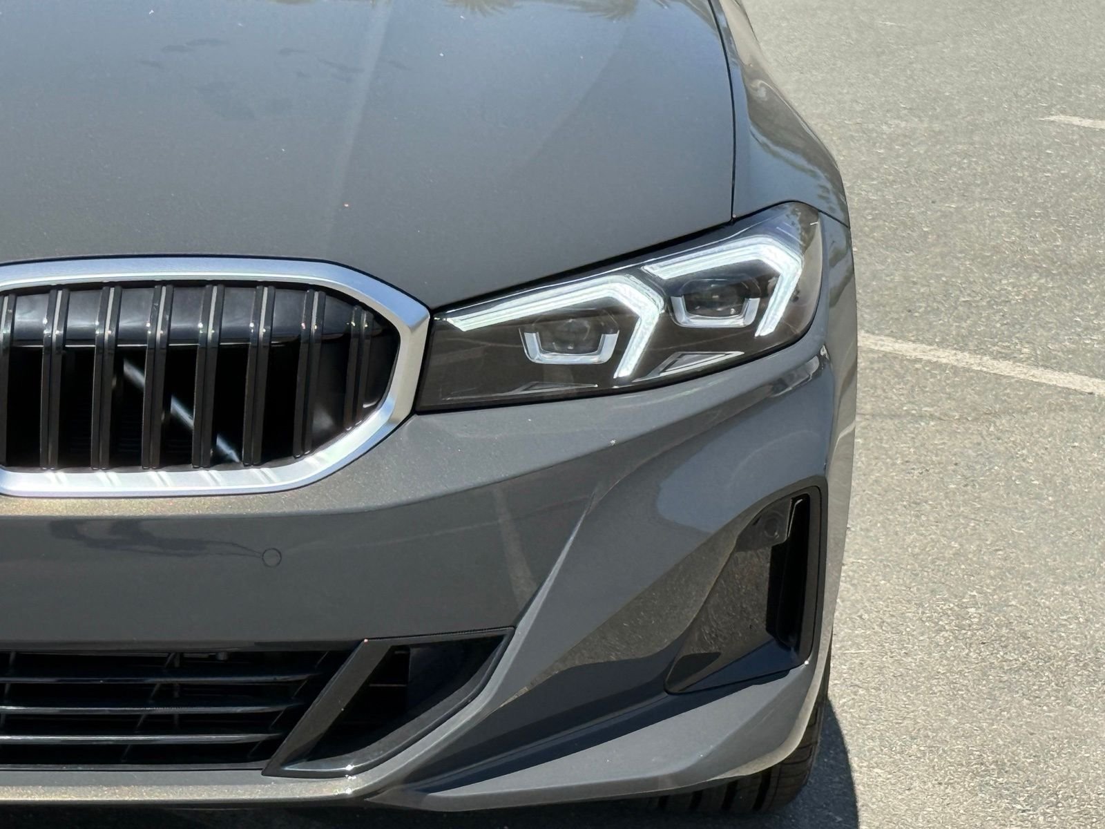 New 2026 Dravit Grey Metallic BMW 330i image 13