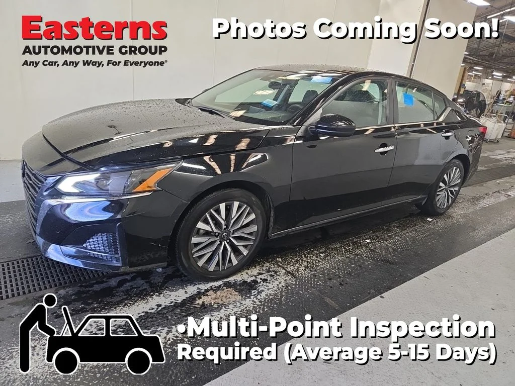 Used 2023 Black Nissan 2.5 SV image 1