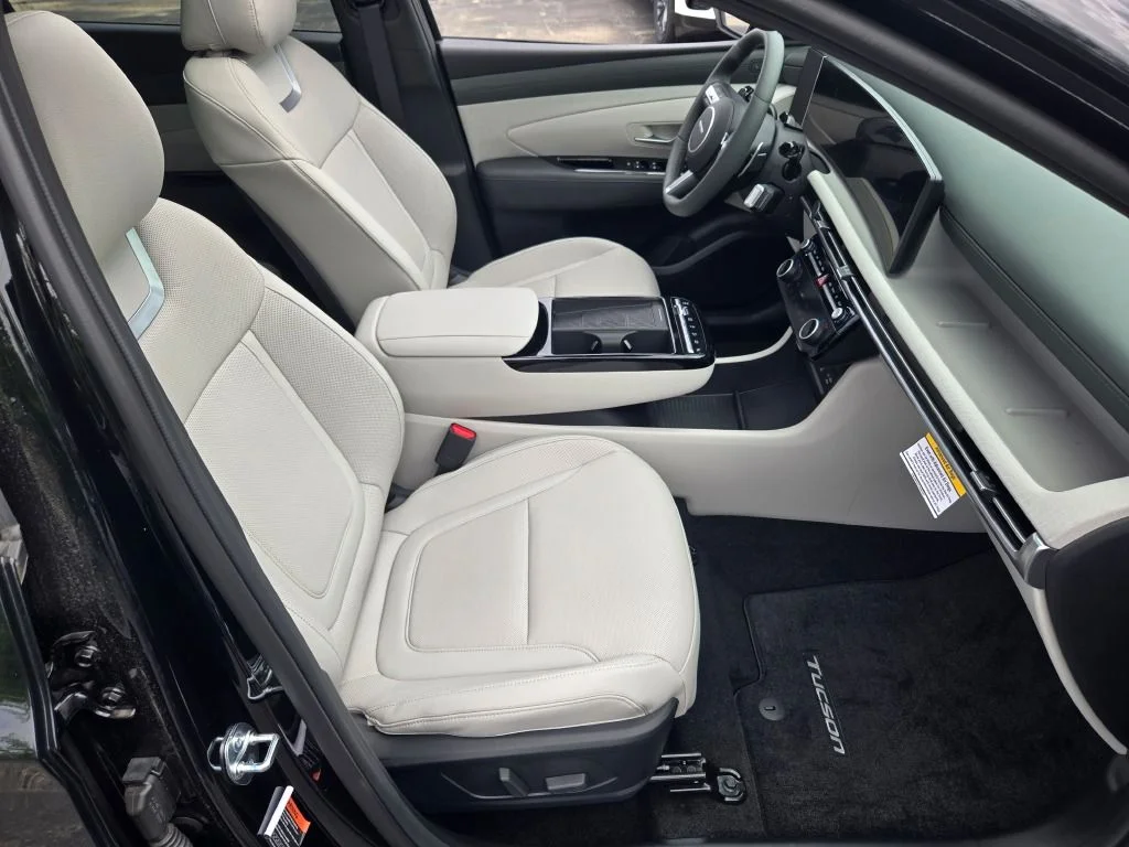 New 2026 Phantom Black Hyundai Limited image 6