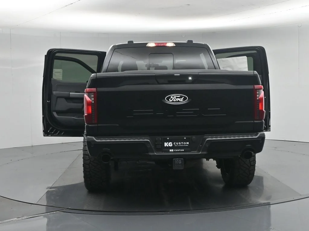 New 2026 Agate Black Metallic Ford XLT image 34