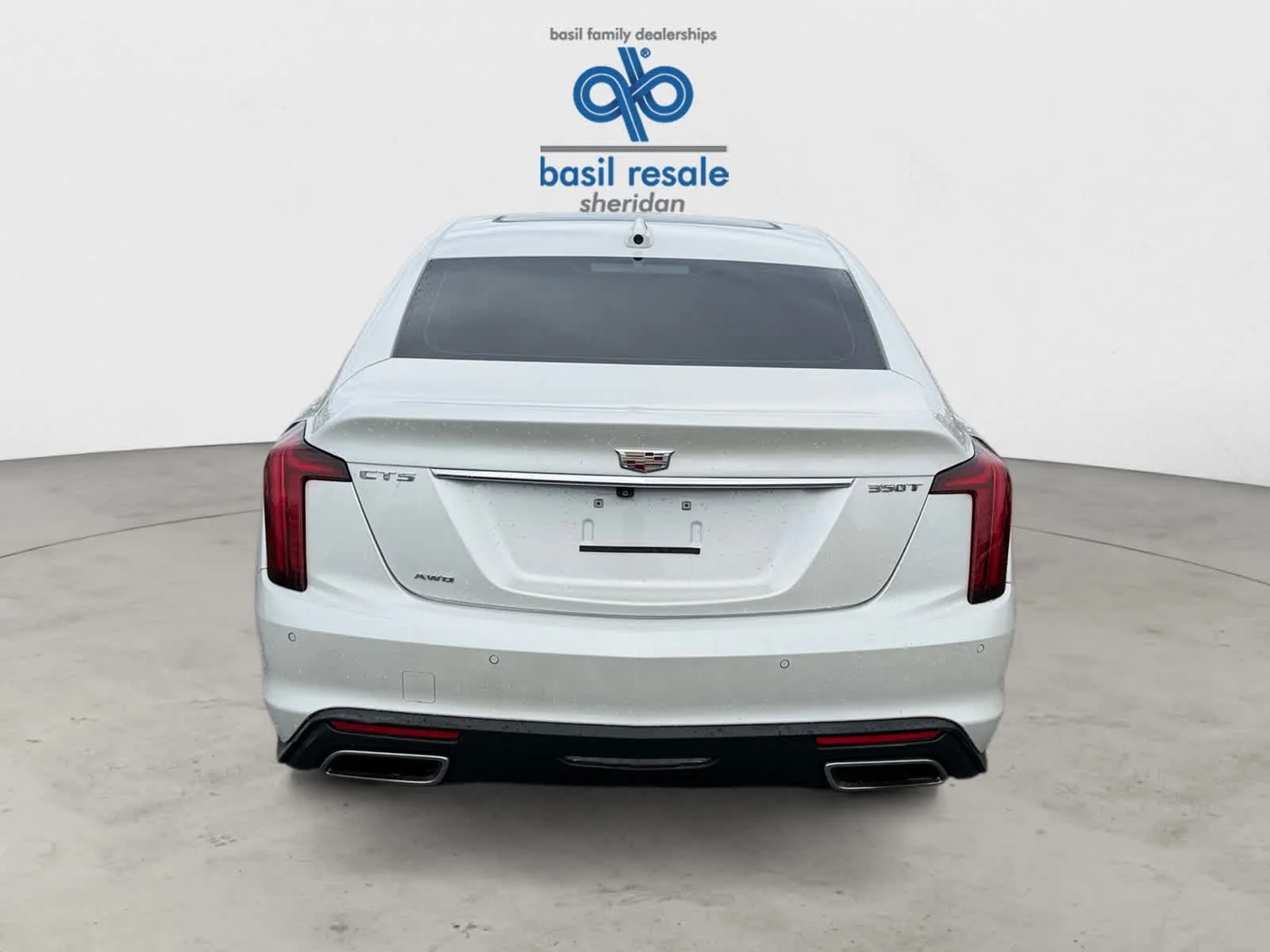 Used 2024 WH Cadillac Premium Luxury image 6