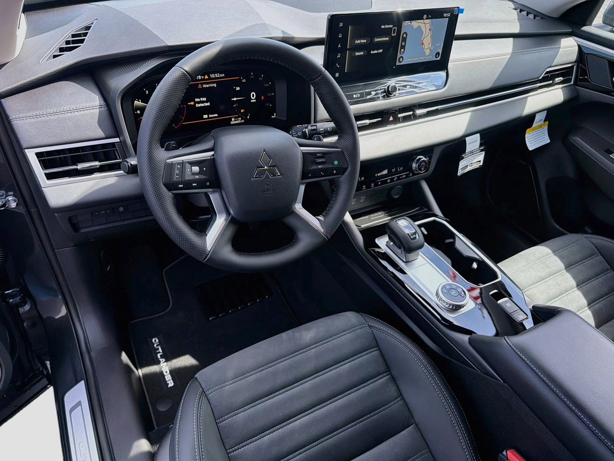 New 2026 Graphite Gray Mitsubishi SE 1.5T 2WD image 8