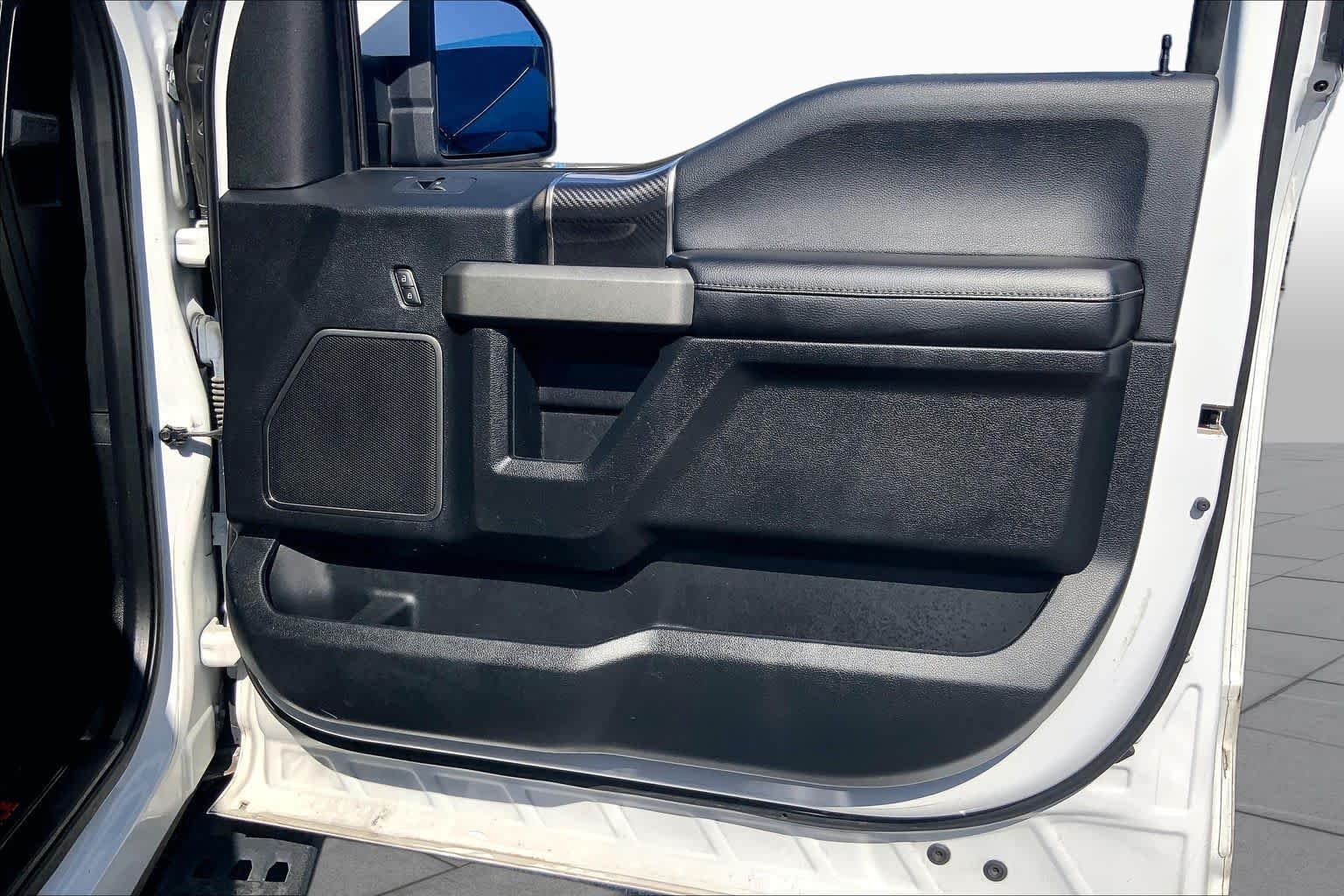 Used 2018 Oxford White Ford Raptor image 22
