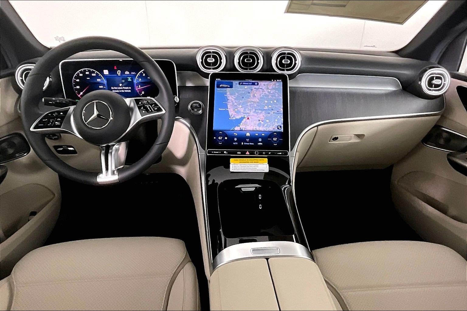New 2026 Black Mercedes-Benz GLC 300 image 18