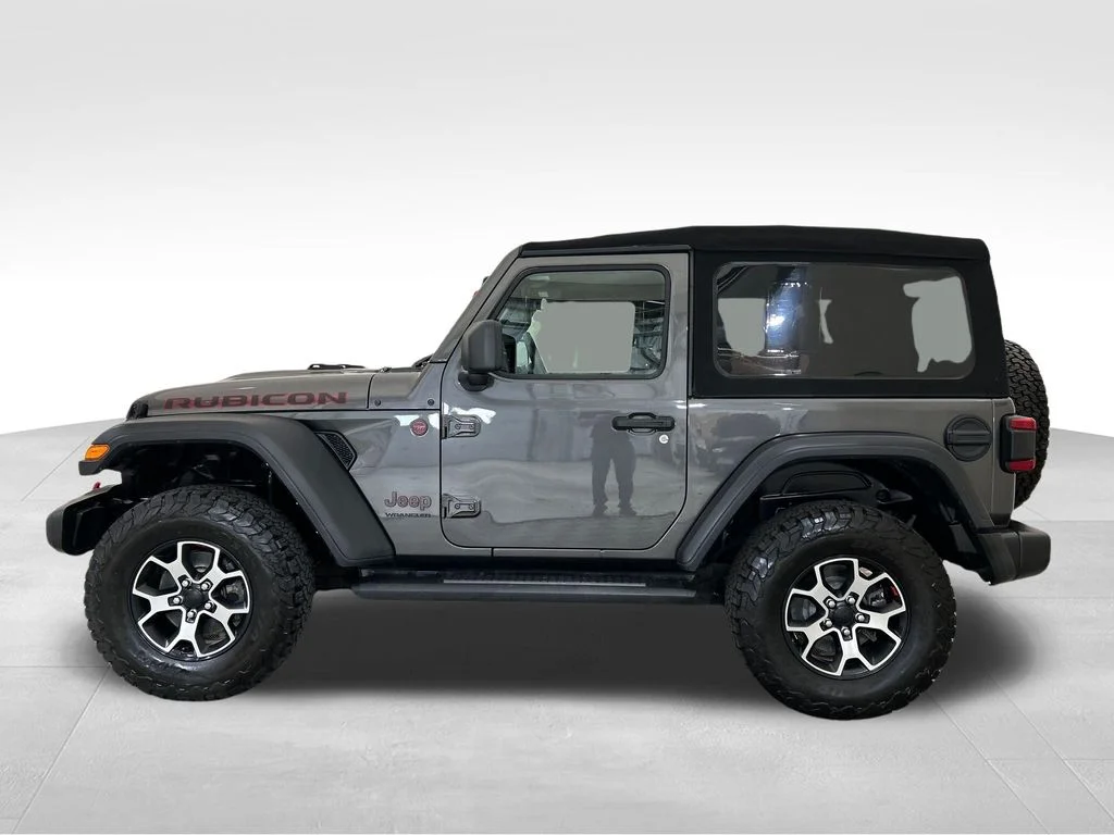 Used 2022 Gray Jeep Rubicon image 2