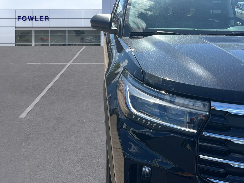 New 2026 Agate Black Metallic Ford Active image 32