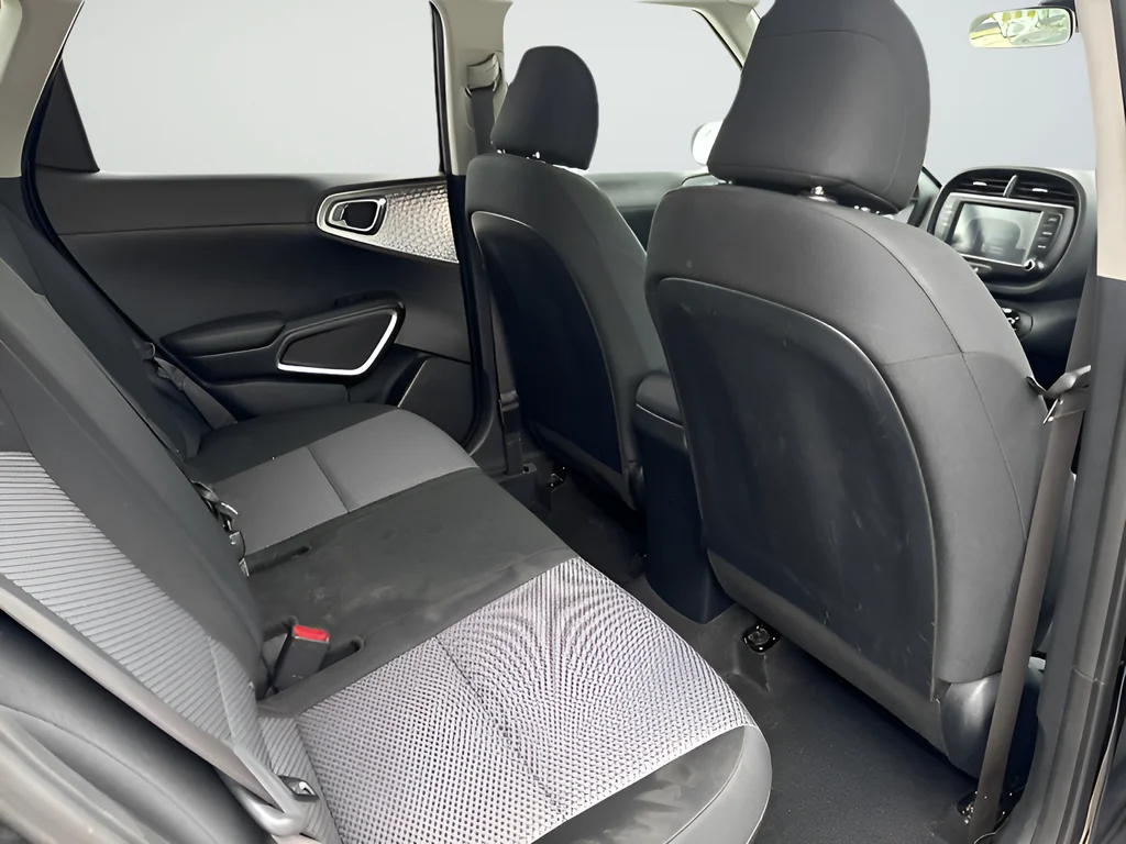 Used 2022 Black Kia LX image 21